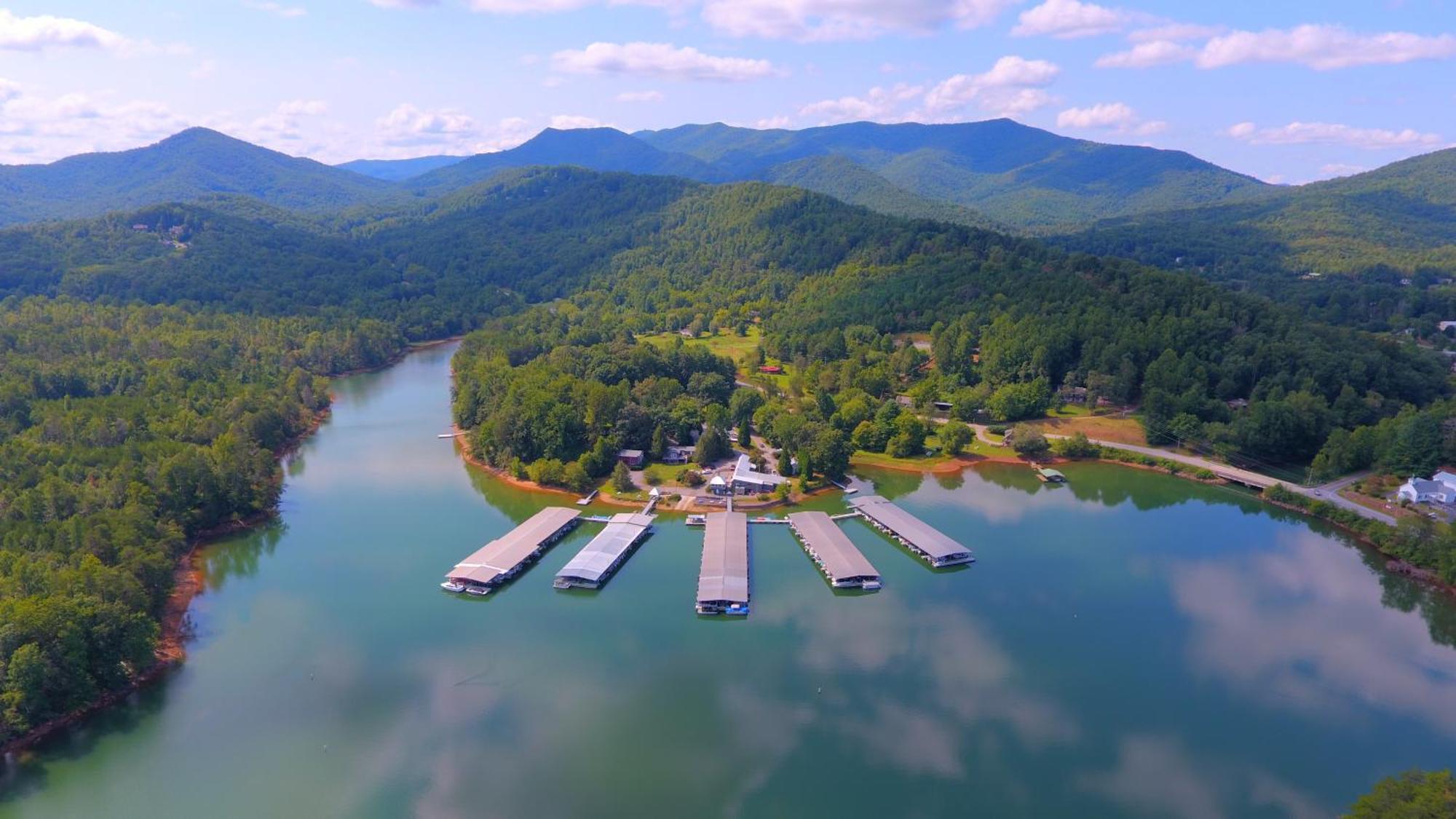 Boundary Waters Resort & Marina Hiawassee Exterior photo